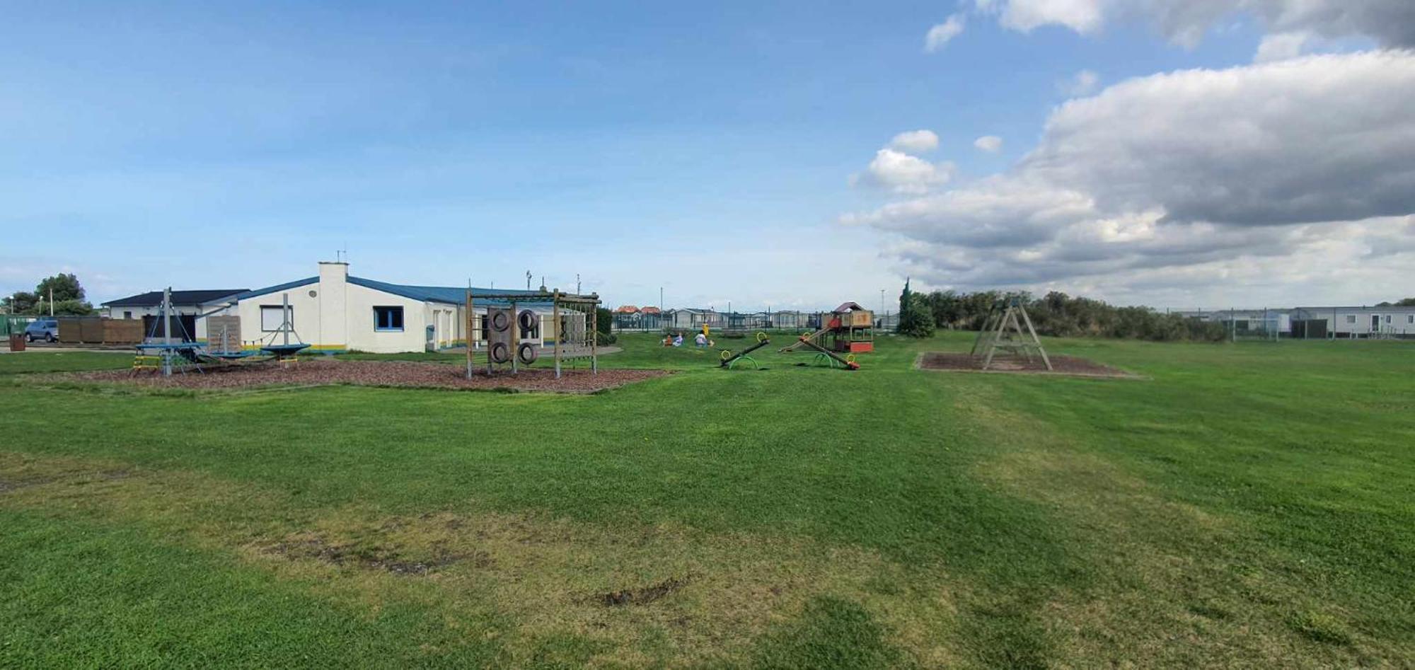 Mobile Home Au Camping New Vennepark Harendijk Habitación foto